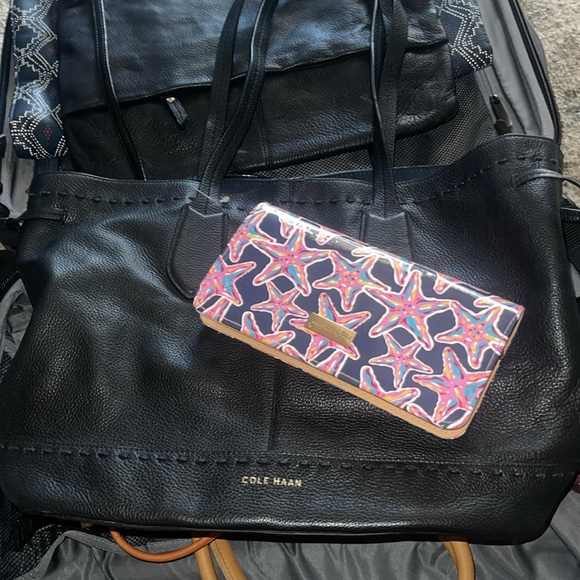 Simply southern pink starfish with navy blue background wallet in GUC - Picture 7 of 8